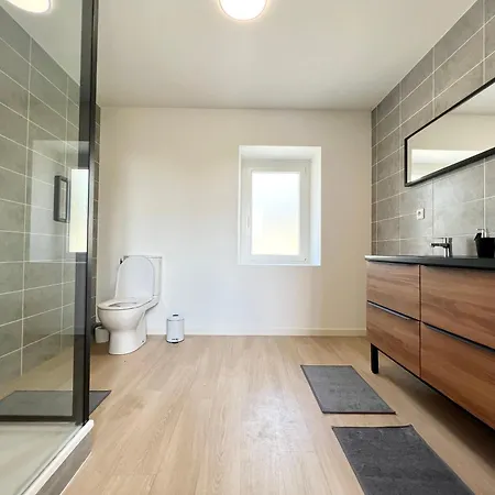 Le Cocon Familial - 8min Du Futuroscope Авантон